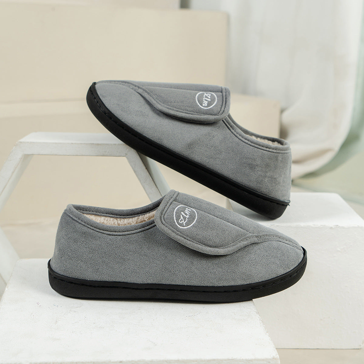 Tap SoS Grip Slippers: Warm, Non-Slip, Easy-Close